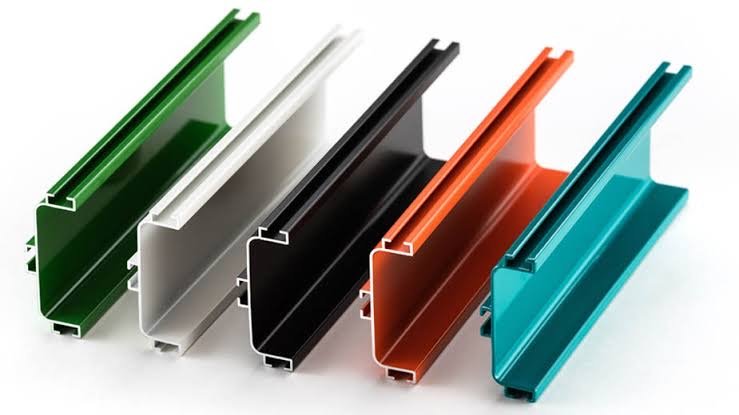 Pulverbeschichtung aus Aluminium